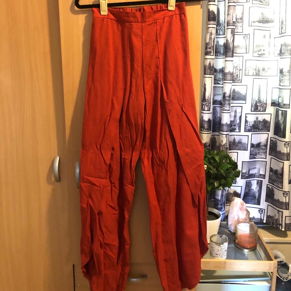 Women’s Flowy Pants